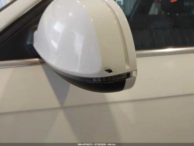 Продажа на аукционе авто 2016 Audi A4 Premium, vin: WAUBFAFL7GN018262, номер лота: 45768275