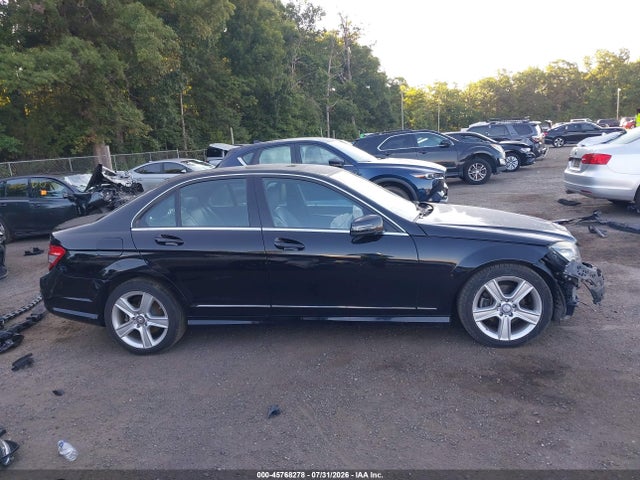 Продаж на аукціоні авто 2011 Mercedes-benz C 300 Luxury/sport, vin: WDDGF5EB9BR141920, номер лоту: 45768278