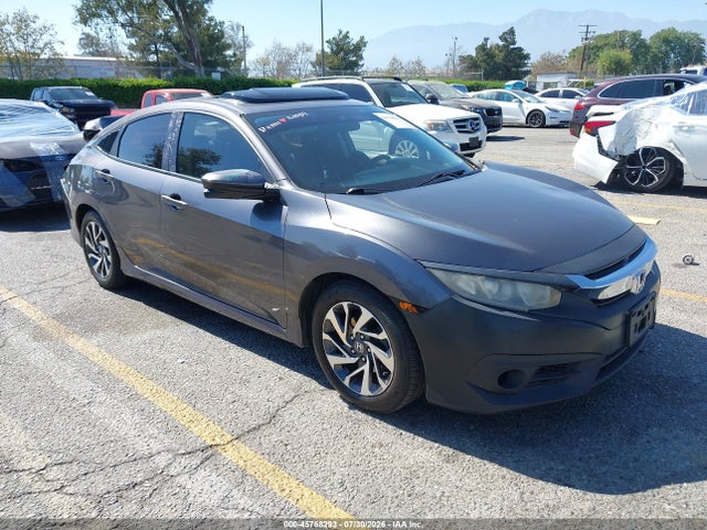 2017 2HGFC2F71HH515440 main image