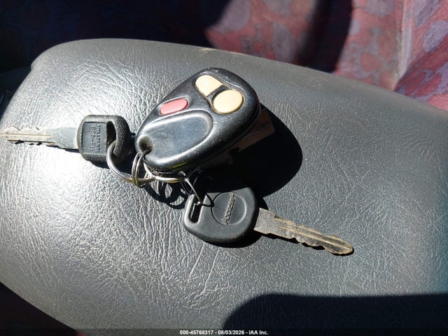45768317 :رقم المزاد ، 1GTDT13W52K200880 vin ، 2002 Gmc Sonoma Sls مزاد بيع