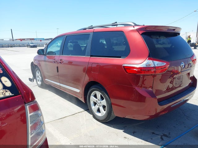Toyota Sienna Le 8 Passenger 2017 5TDKZ3DC9HS817481 Image 15