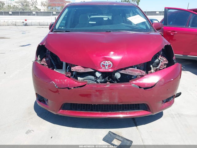Toyota Sienna Le 8 Passenger 2017 5TDKZ3DC9HS817481 Image 6