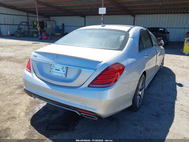 WDDUG8CB7FA109833 Mercedes-Benz S 550