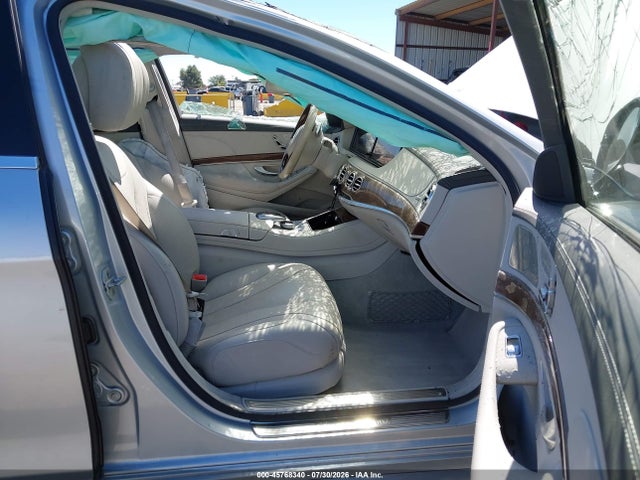 WDDUG8CB7FA109833 Mercedes-Benz S 550