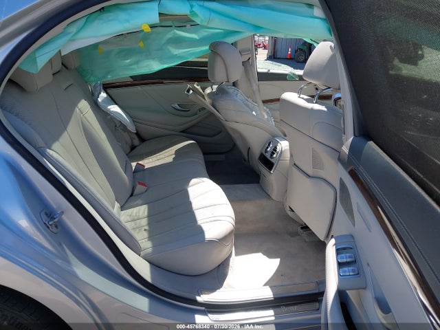 WDDUG8CB7FA109833 Mercedes-Benz S 550