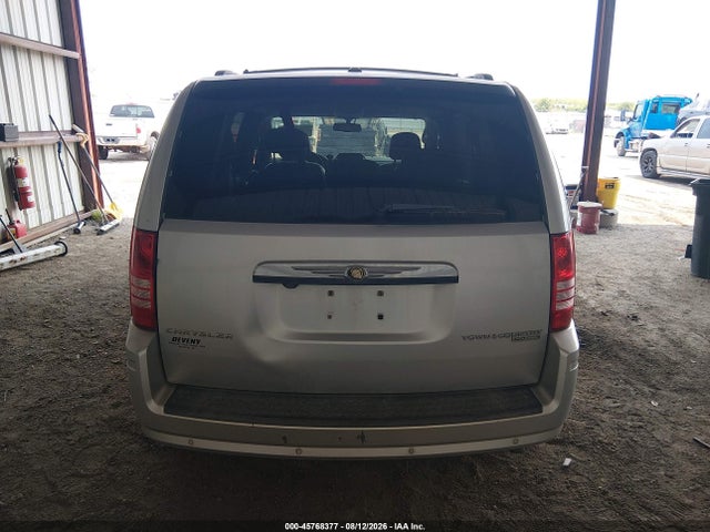 2010 Chrysler Town & Country Touring Plus მანქანა იყიდება აუქციონზე, vin: 2A4RR8D16AR494834, აუქციონის ნომერი: 45768377