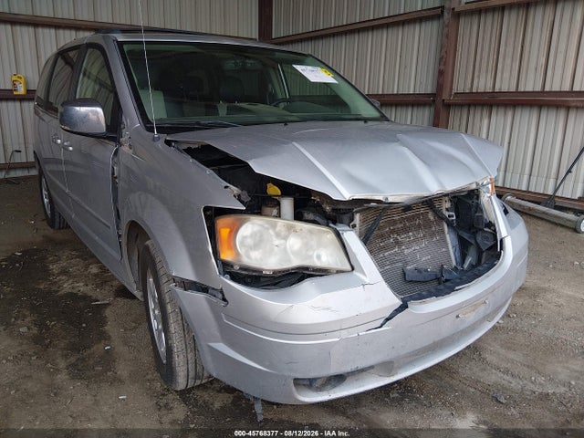 2010 Chrysler Town & Country Touring Plus მანქანა იყიდება აუქციონზე, vin: 2A4RR8D16AR494834, აუქციონის ნომერი: 45768377