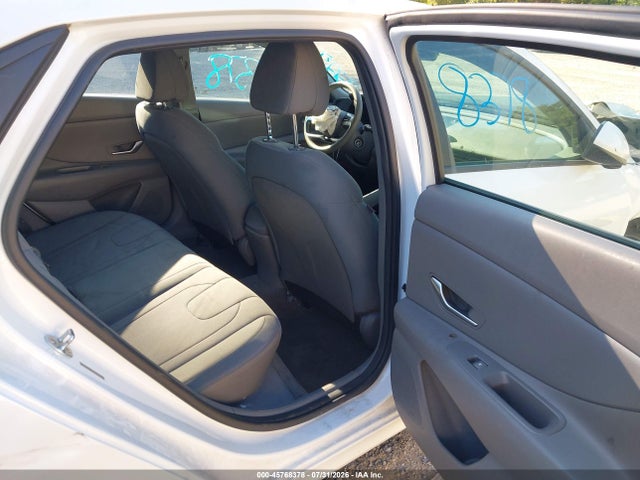Продажа на аукционе авто 2021 Hyundai Elantra Se, vin: 5NPLL4AG8MH045445, номер лота: 45768378