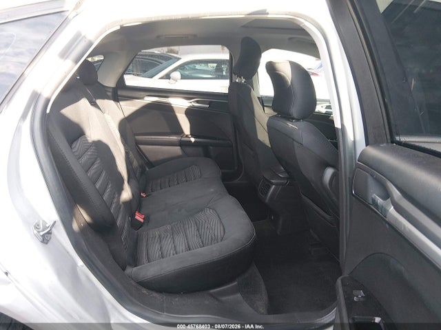 45768403 :رقم المزاد ، 3FA6P0H73GR384296 vin ، 2016 Ford Fusion Se مزاد بيع