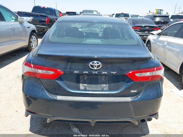 2018 Toyota Camry Se მანქანა იყიდება აუქციონზე, vin: 4T1B11HK7JU621923, აუქციონის ნომერი: 45768418