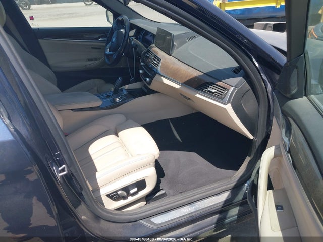 WBAJE5C32HG477960 BMW 540I