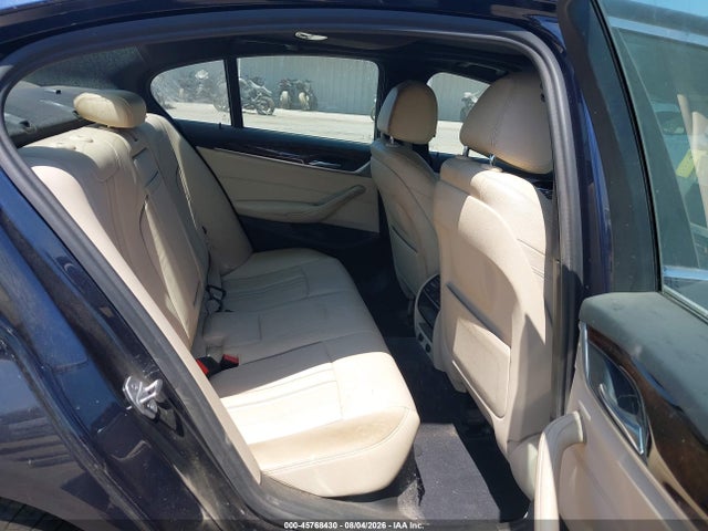 WBAJE5C32HG477960 BMW 540I