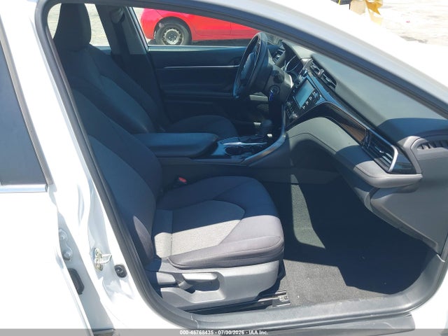 Toyota CAMRY LE 2019 4T1B11HK4KU824933 Image 5