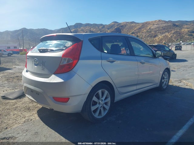 Hyundai ACCENT SE 2014 KMHCU5AE2EU141981 Image 4
