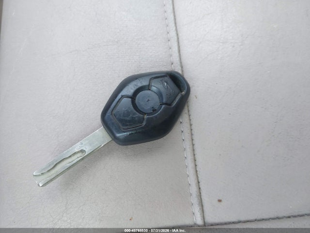 2002 Bmw 330xi მანქანა იყიდება აუქციონზე, vin: WBAEW53402PG17666, აუქციონის ნომერი: 45768530