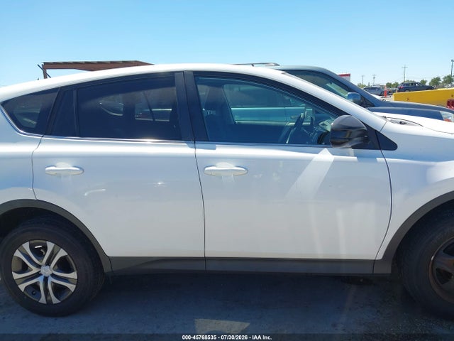 Toyota RAV4 LE 2015 2T3BFREV2FW361783 Image 13
