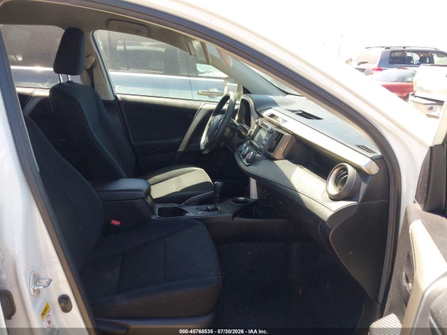 Toyota RAV4 LE 2015 2T3BFREV2FW361783 Image 5