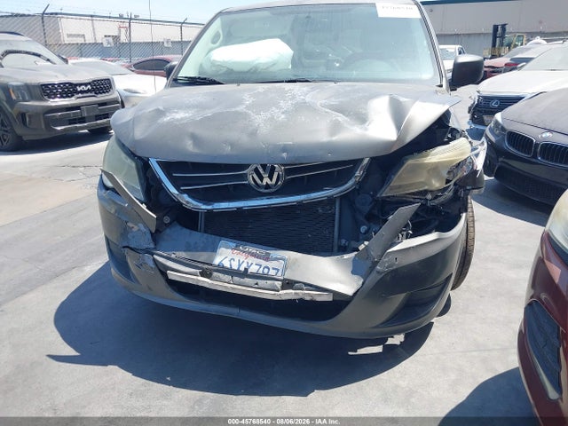 45768540 :رقم المزاد ، 2V4RW3D12AR263095 vin ، 2010 Volkswagen Routan Se مزاد بيع