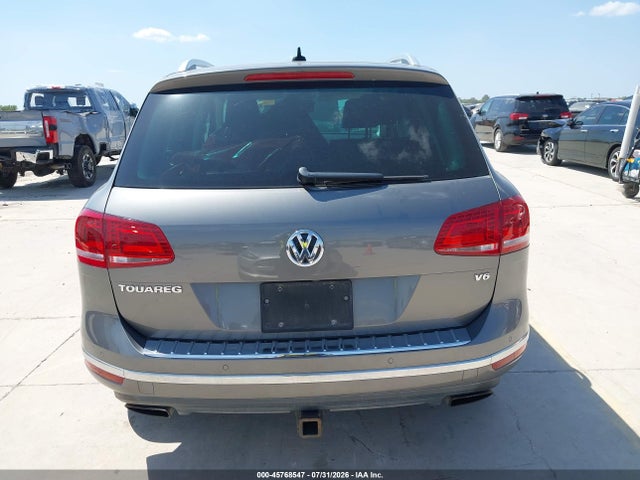 WVGEF9BP0GD012893 Volkswagen Touareg Sport W/technology