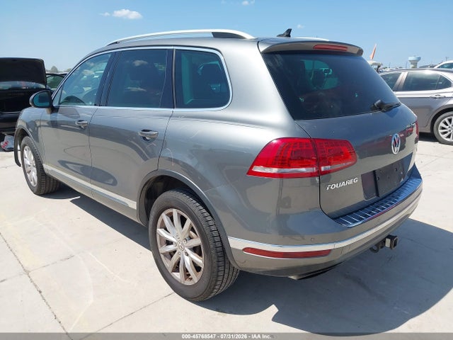 WVGEF9BP0GD012893 Volkswagen Touareg Sport W/technology