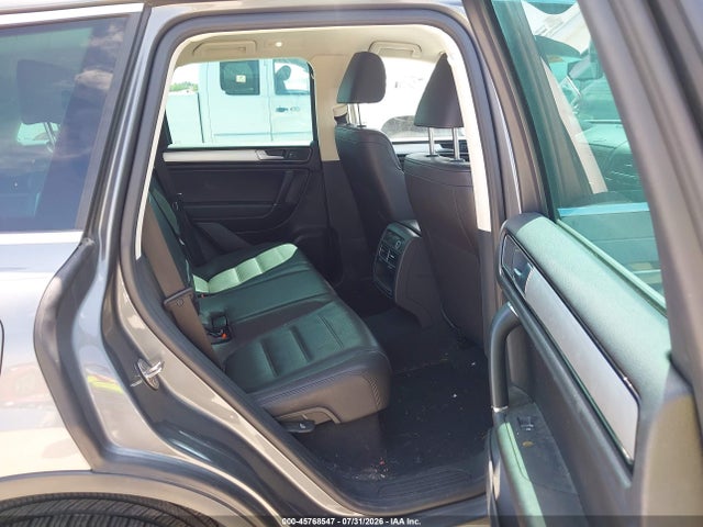 WVGEF9BP0GD012893 Volkswagen Touareg Sport W/technology