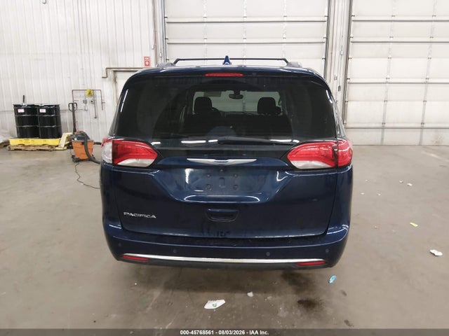 2019 Chrysler Pacifica Touring Plus მანქანა იყიდება აუქციონზე, vin: 2C4RC1FGXKR598146, აუქციონის ნომერი: 45768561