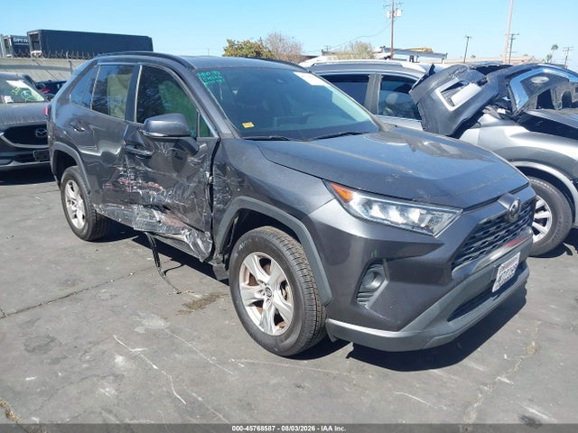 2020 Toyota Rav4 Xle მანქანა იყიდება აუქციონზე, vin: 2T3W1RFV4LC045457, აუქციონის ნომერი: 45768587