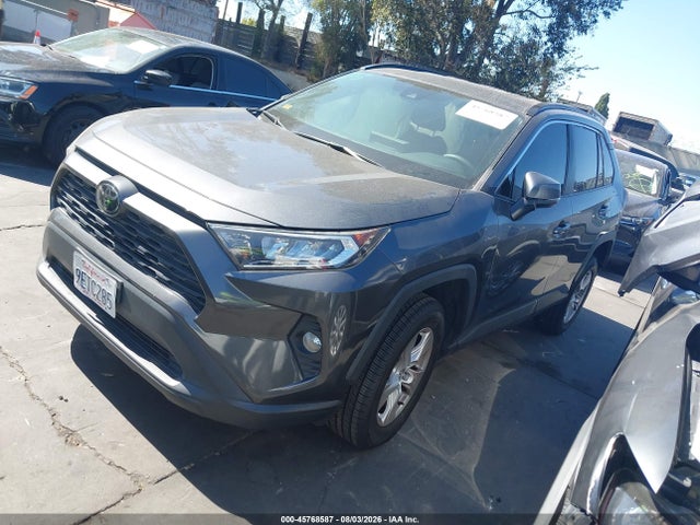 2020 Toyota Rav4 Xle მანქანა იყიდება აუქციონზე, vin: 2T3W1RFV4LC045457, აუქციონის ნომერი: 45768587