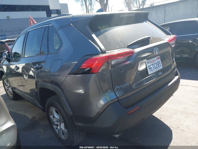 2020 Toyota Rav4 Xle მანქანა იყიდება აუქციონზე, vin: 2T3W1RFV4LC045457, აუქციონის ნომერი: 45768587