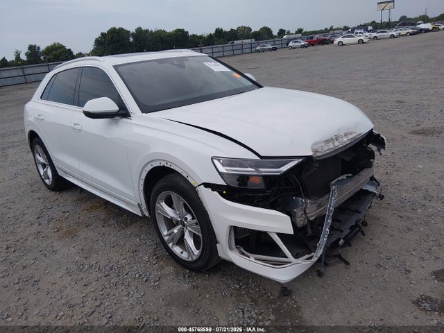 2022 Audi Q8 Premium 55 Tfsi Quattro Tiptronic მანქანა იყიდება აუქციონზე, vin: WA1AVBF11ND026635, აუქციონის ნომერი: 45768599