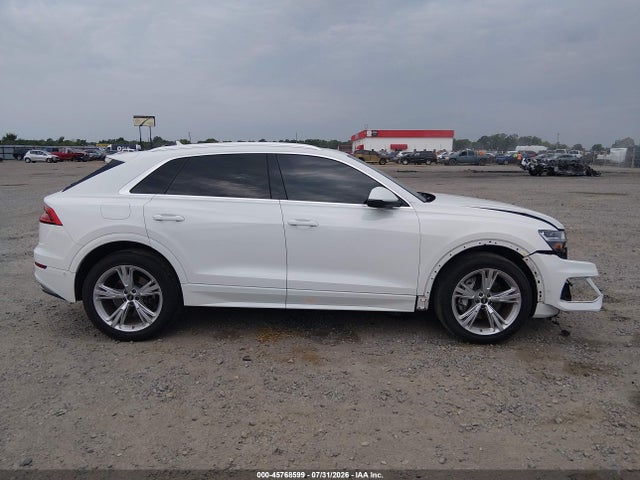 2022 Audi Q8 Premium 55 Tfsi Quattro Tiptronic მანქანა იყიდება აუქციონზე, vin: WA1AVBF11ND026635, აუქციონის ნომერი: 45768599