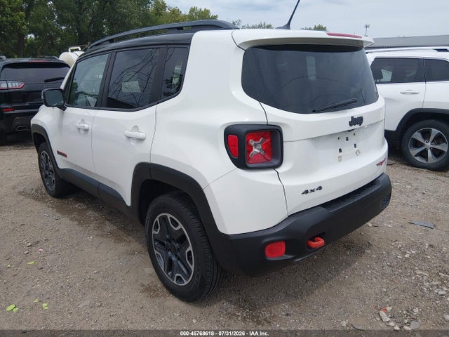 Продажа на аукционе авто 2015 Jeep Renegade Trailhawk, vin: ZACCJBCT0FPB52597, номер лота: 45768618