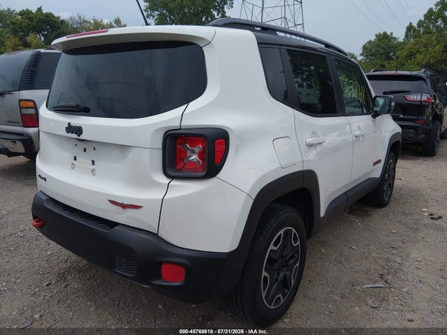 Продажа на аукционе авто 2015 Jeep Renegade Trailhawk, vin: ZACCJBCT0FPB52597, номер лота: 45768618