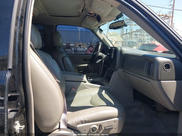 45768688 :رقم المزاد ، 3GNFK16Z95G254624 vin ، 2005 Chevrolet Suburban 1500 Z71 مزاد بيع