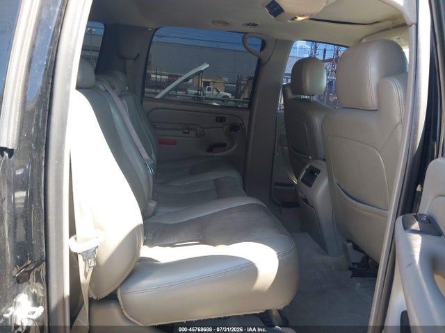 45768688 :رقم المزاد ، 3GNFK16Z95G254624 vin ، 2005 Chevrolet Suburban 1500 Z71 مزاد بيع