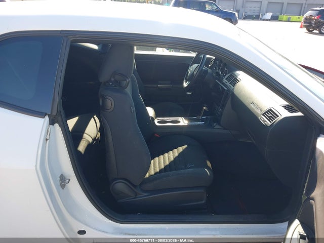 45768711 :رقم المزاد ، 2C3CDYAG9EH285820 vin ، 2014 Dodge Challenger Sxt مزاد بيع