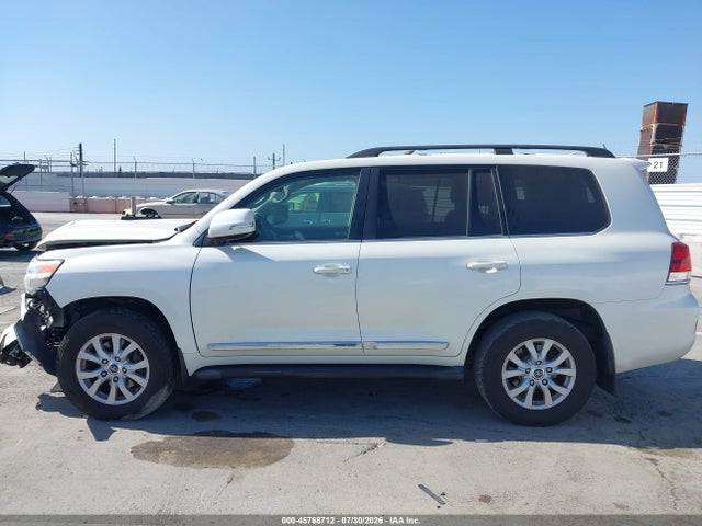 JTMCY7AJ3J4070396 Toyota Land Cruiser V8