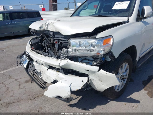 JTMCY7AJ3J4070396 Toyota Land Cruiser V8