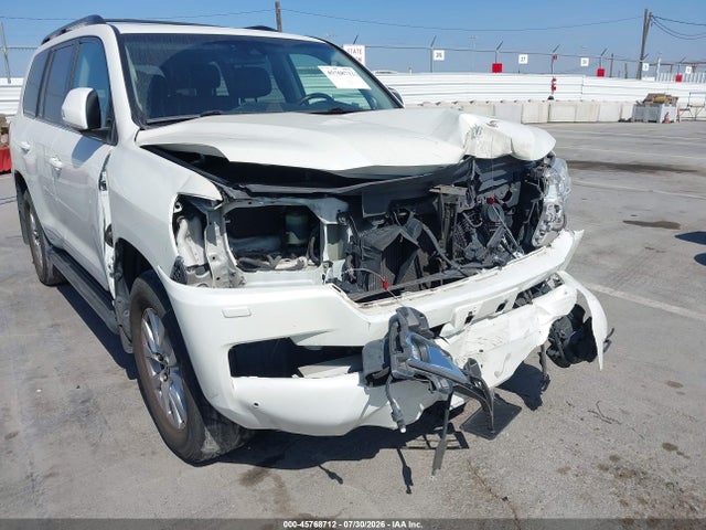 JTMCY7AJ3J4070396 Toyota Land Cruiser V8