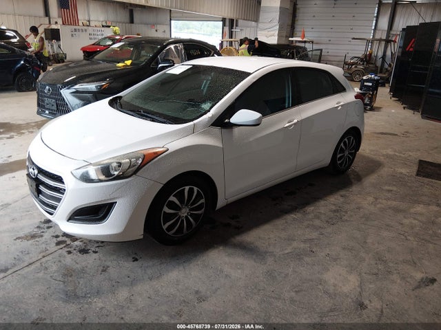 2016 Hyundai Elantra Gt მანქანა იყიდება აუქციონზე, vin: KMHD35LHXGU326085, აუქციონის ნომერი: 45768739