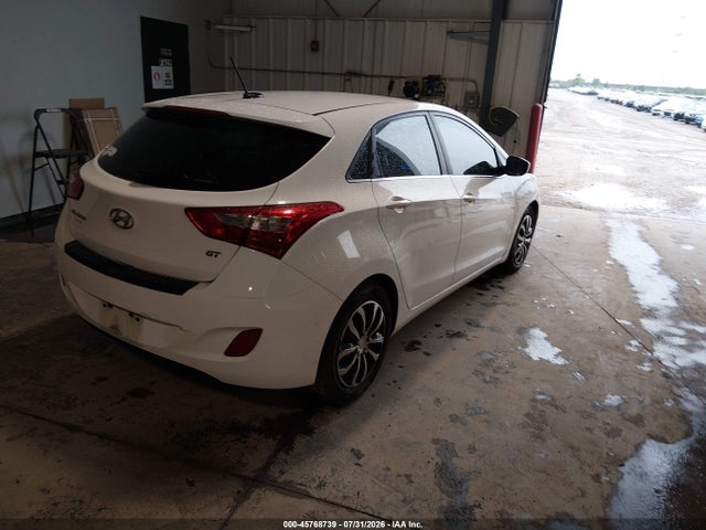 2016 Hyundai Elantra Gt მანქანა იყიდება აუქციონზე, vin: KMHD35LHXGU326085, აუქციონის ნომერი: 45768739