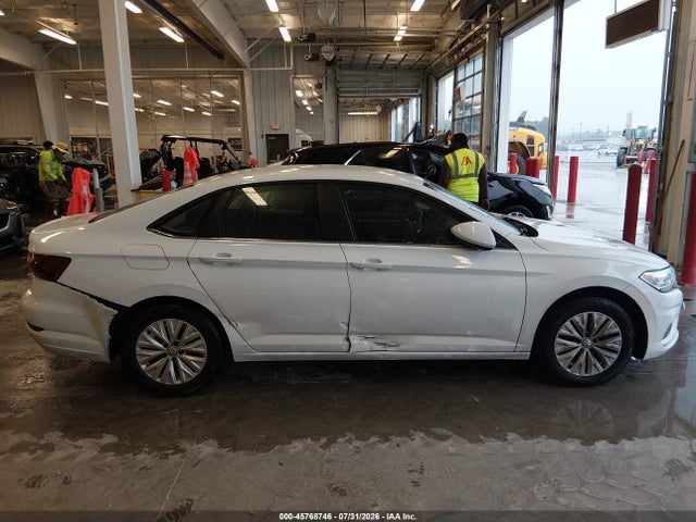 45768746 :رقم المزاد ، 3VWN57BU2LM073191 vin ، 2020 Volkswagen Jetta 1.4t R-line/1.4t S مزاد بيع
