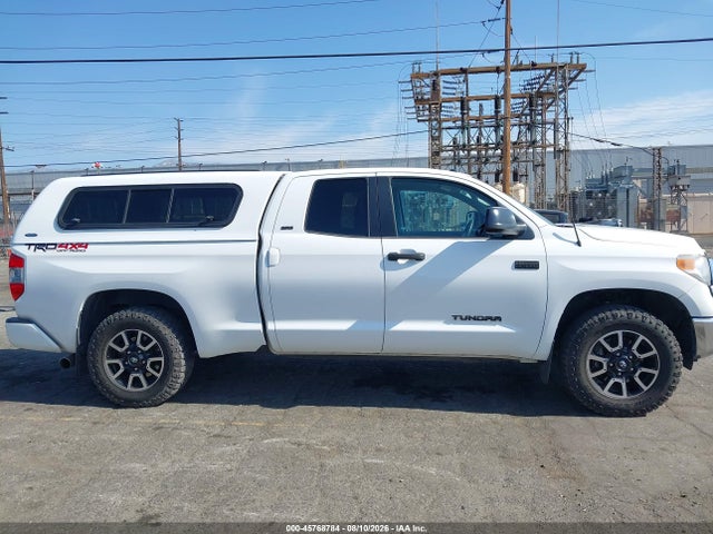 5TFUY5F18GX525834 Toyota Tundra Sr5 5.7l V8