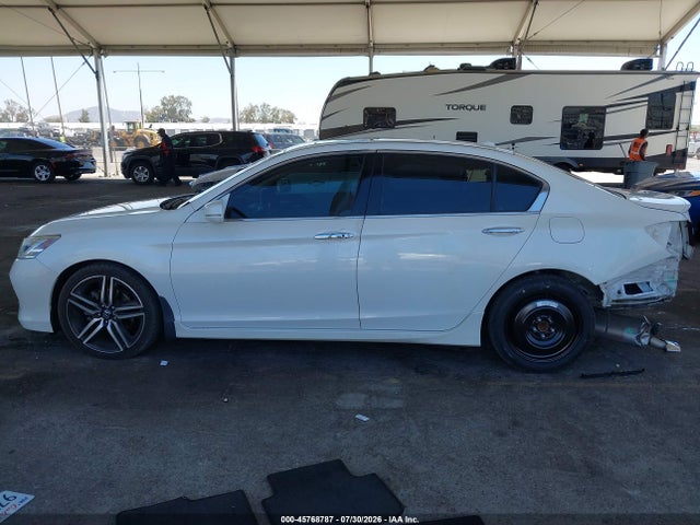 1HGCR3F97GA011190 Honda Accord Touring