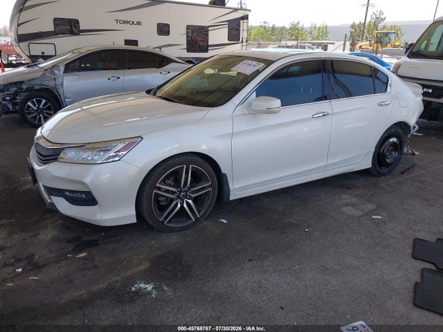 1HGCR3F97GA011190 Honda Accord Touring