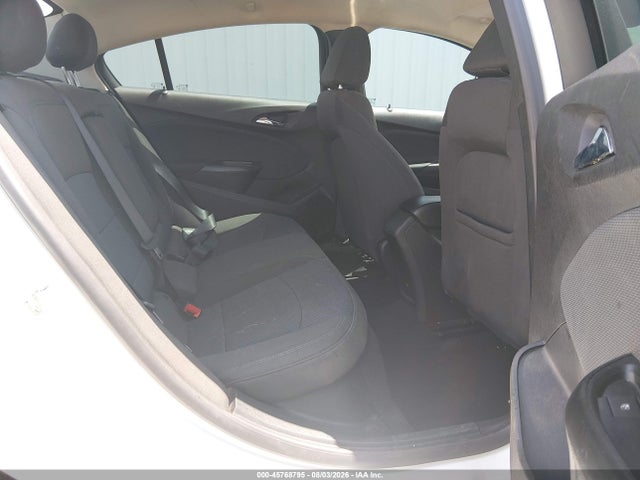 45768795 :رقم المزاد ، 1G1BE5SM6J7195952 vin ، 2018 Chevrolet Cruze Lt Auto مزاد بيع