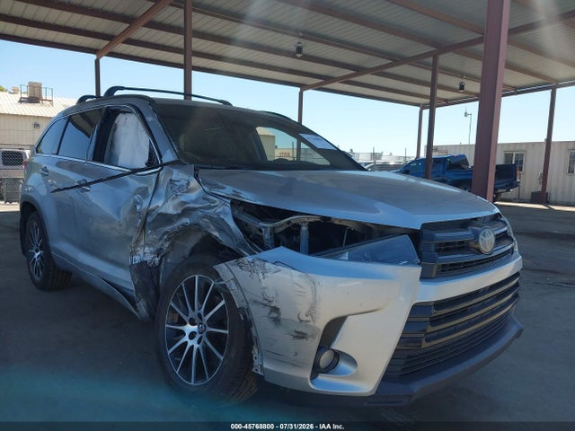 Toyota Highlander Se 2017 5TDJZRFH8HS478297 головне зображення