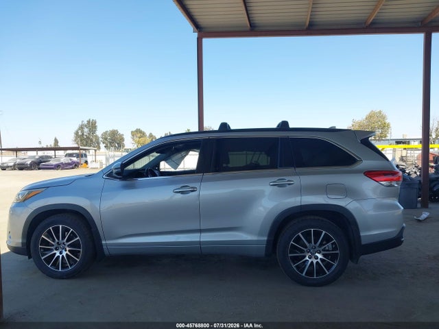 Toyota Highlander Se 2017 5TDJZRFH8HS478297 Image 14