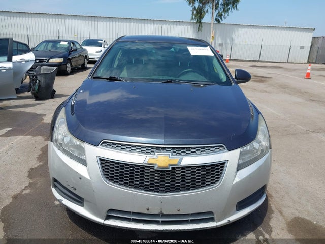 1G1PC5SBXF7184437 Chevrolet Cruze 1lt Auto