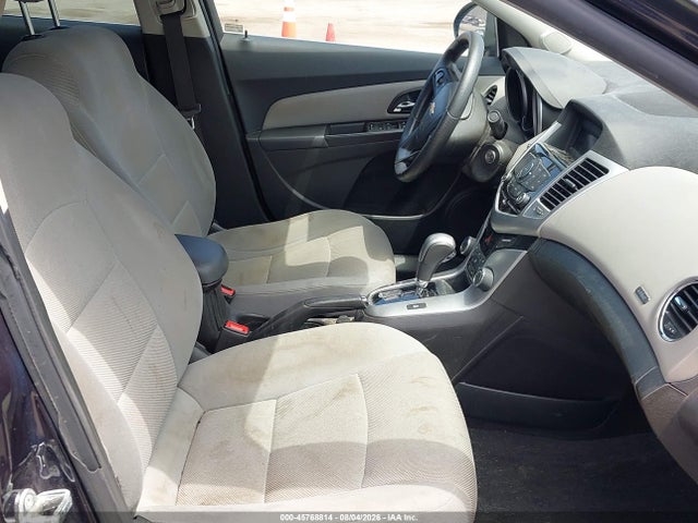 1G1PC5SBXF7184437 Chevrolet Cruze 1lt Auto